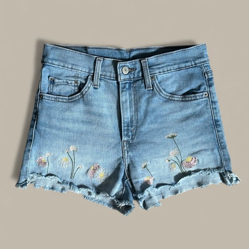 Vintage 90s Levi’s Distressed Blue Shorts Floral Embroidered Size 27